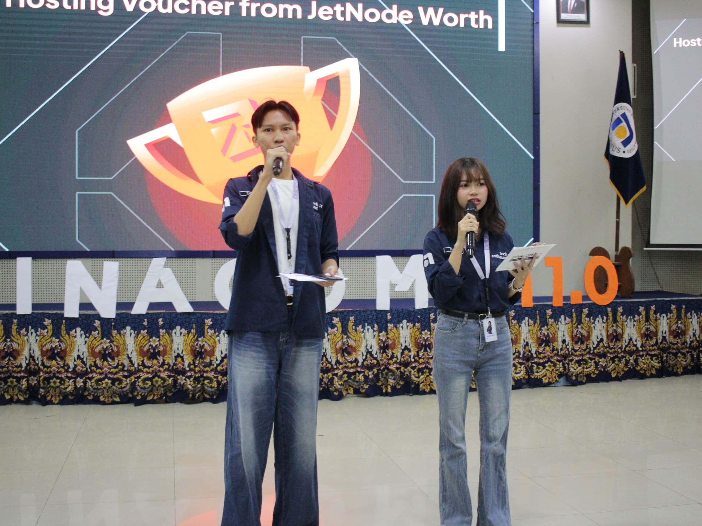 Pembukaan dan do'a bersama oleh MC